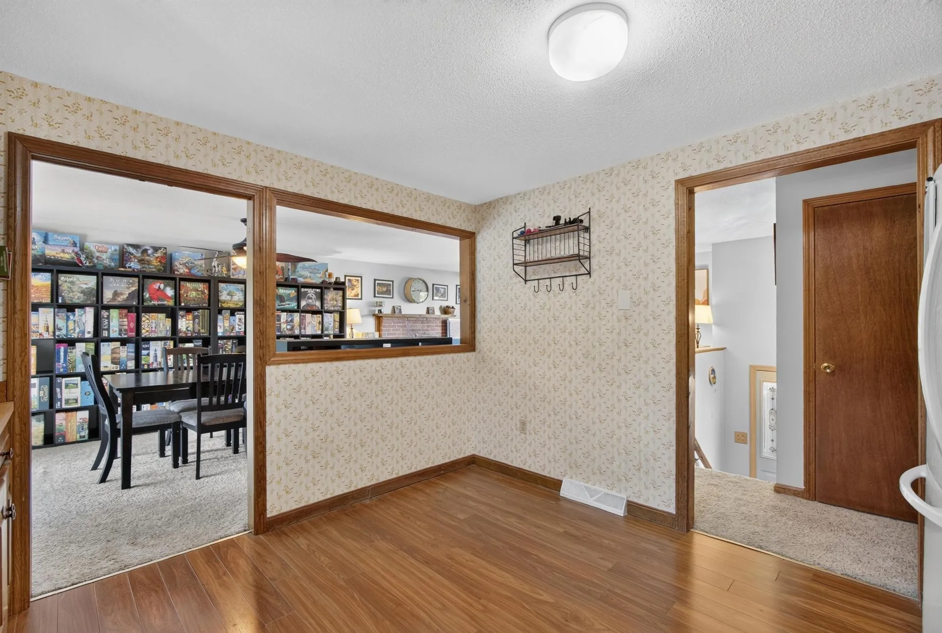 21 Hazel Avenue Nashua NH 03062