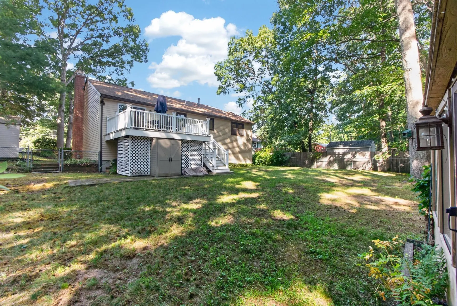 21 Hazel Avenue Nashua NH 03062