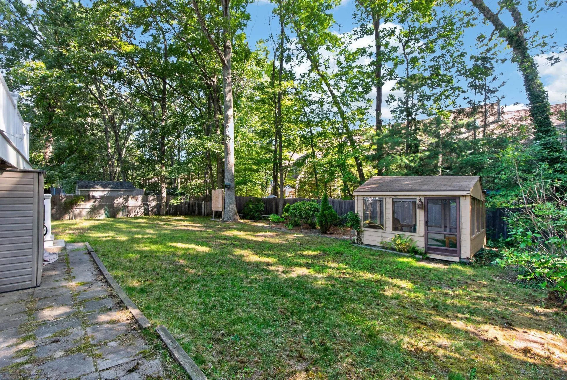 21 Hazel Avenue Nashua NH 03062