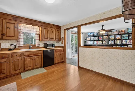 21 Hazel Avenue Nashua NH 03062