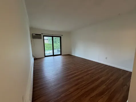 14 Strawberry Bank Road Nashua NH 03062