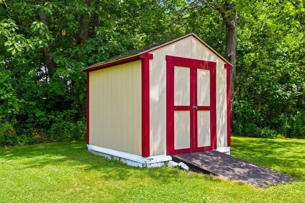 28 Emile Drive Allenstown NH 03275