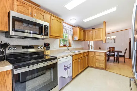 28 Emile Drive Allenstown NH 03275