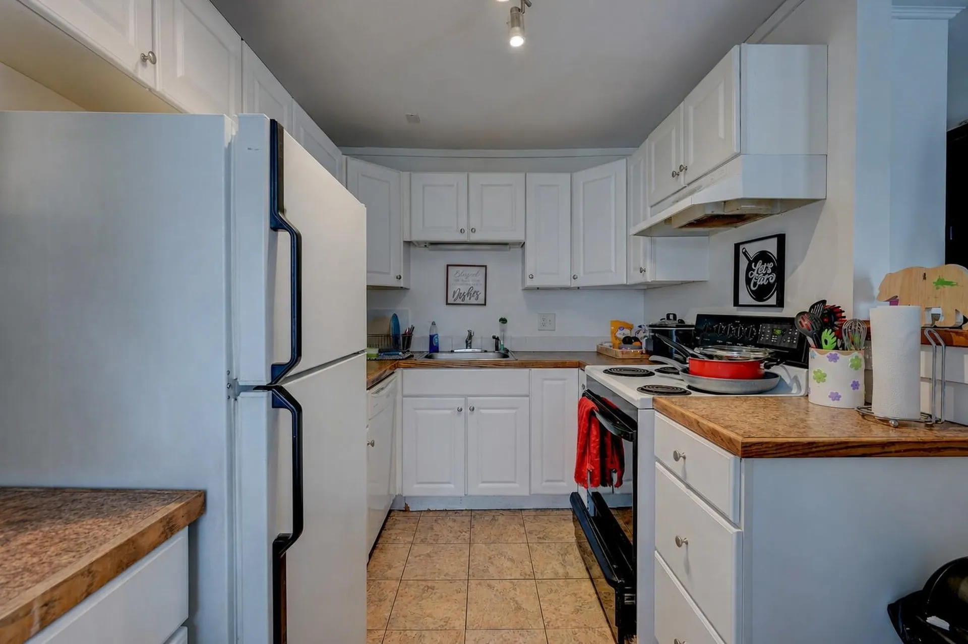 22 Oak Street Conway NH 03860
