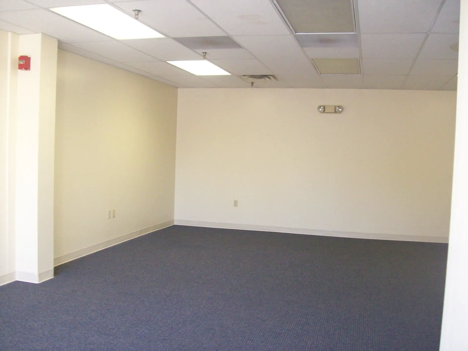 679 Mast Road Manchester NH 03102