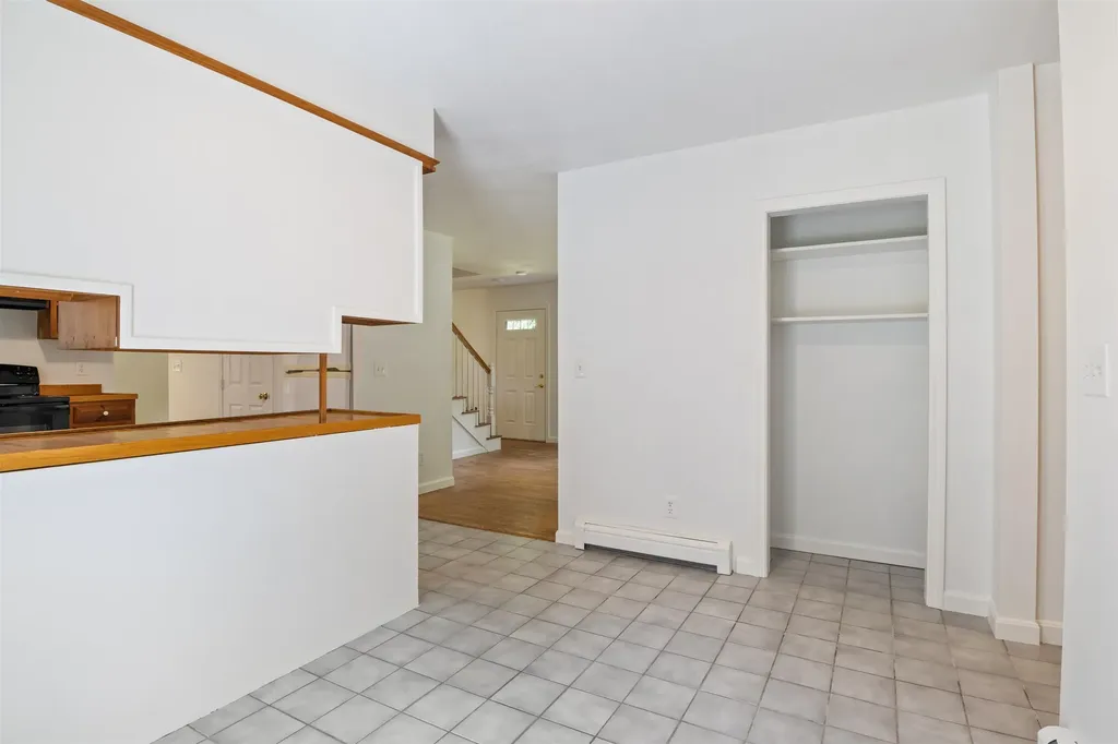 5 Huntington Place Hampton NH 03842