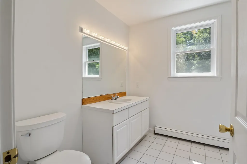 5 Huntington Place Hampton NH 03842