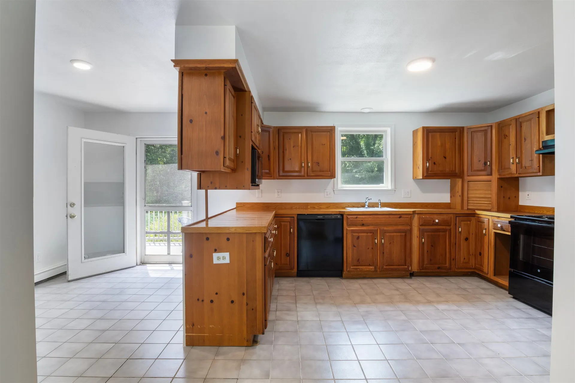 5 Huntington Place Hampton NH 03842