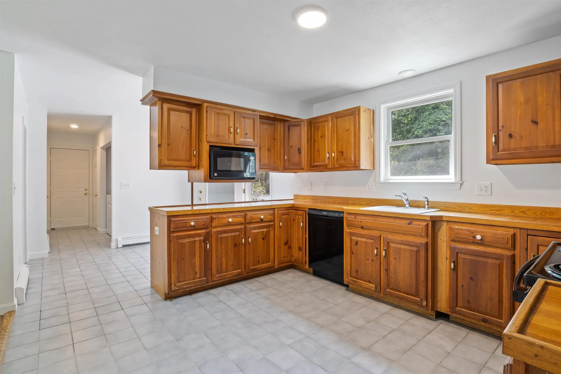 5 Huntington Place Hampton NH 03842