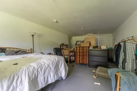 7 Woods Avenue Londonderry NH 03053