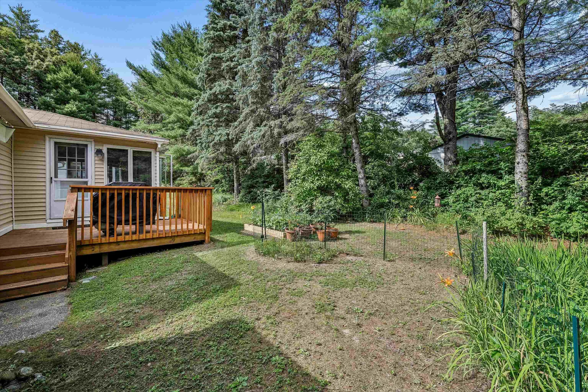 46 Edgewood Drive Hopkinton NH 03229