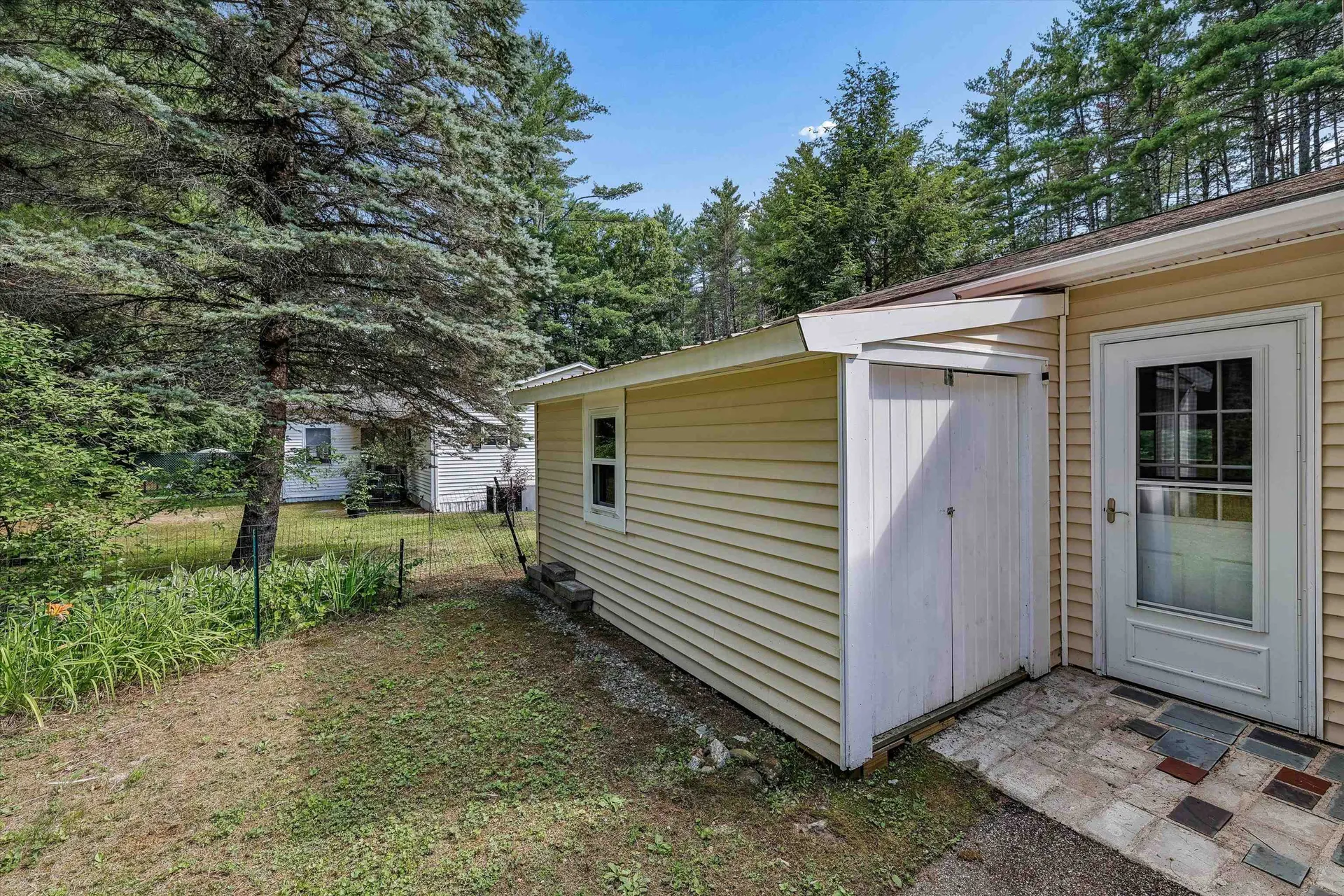 46 Edgewood Drive Hopkinton NH 03229