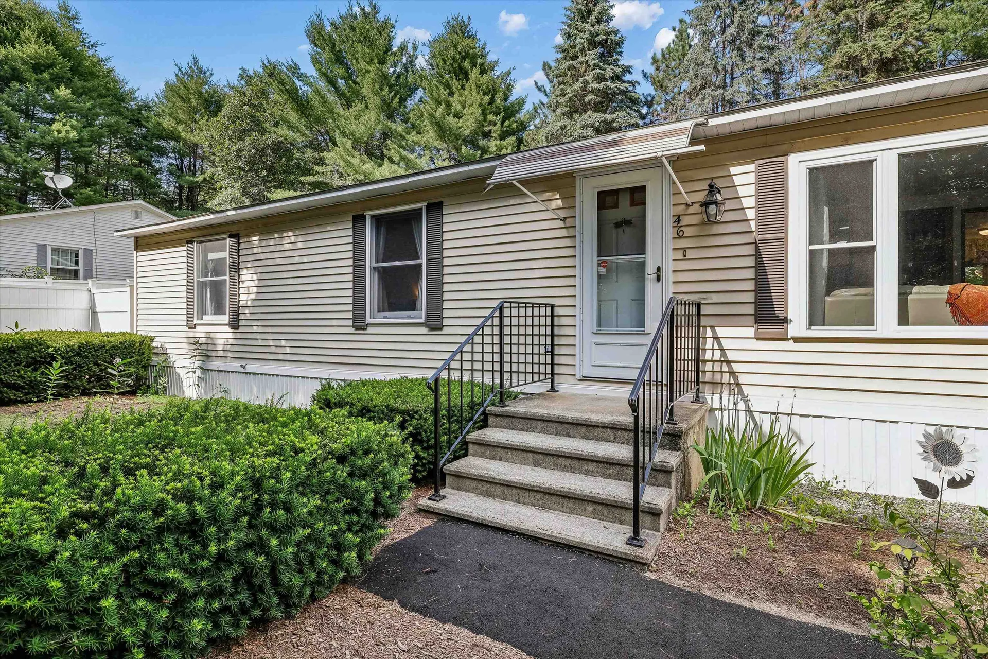 46 Edgewood Drive Hopkinton NH 03229