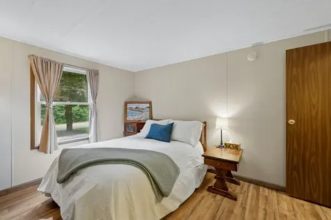 46 Edgewood Drive Hopkinton NH 03229