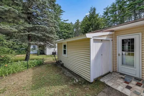 46 Edgewood Drive Hopkinton NH 03229
