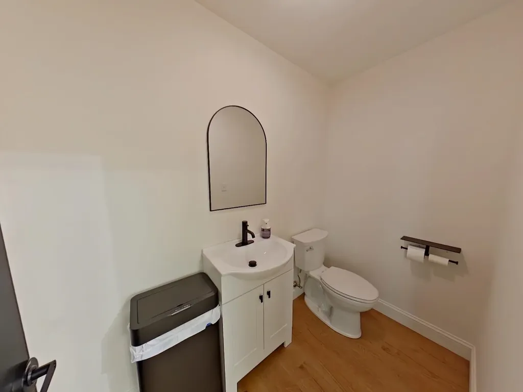 5 L Northern Boulevard Amherst NH 03031