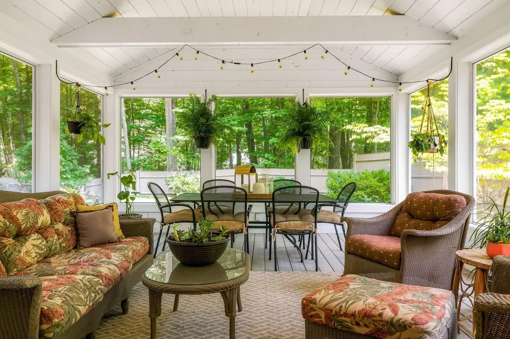 6 Millstream Drive Exeter NH 03833