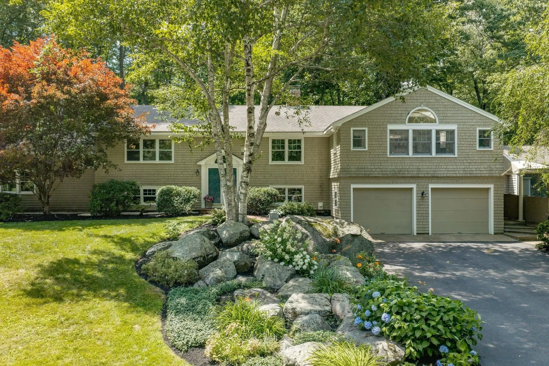 6 Millstream Drive Exeter NH 03833