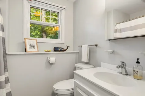 6 Millstream Drive Exeter NH 03833