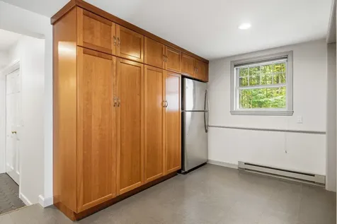 6 Millstream Drive Exeter NH 03833
