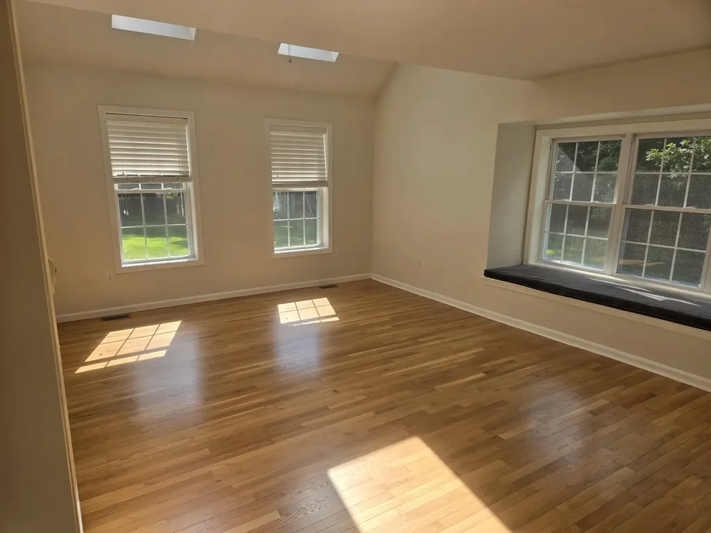32 Stowell Road Bedford NH 03110