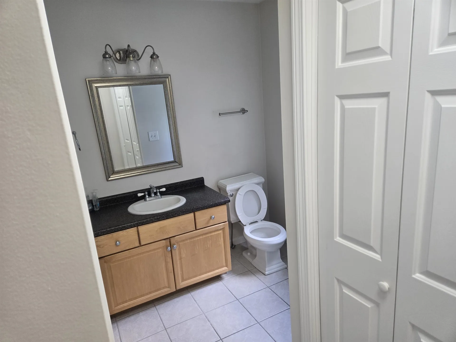 32 Stowell Road Bedford NH 03110