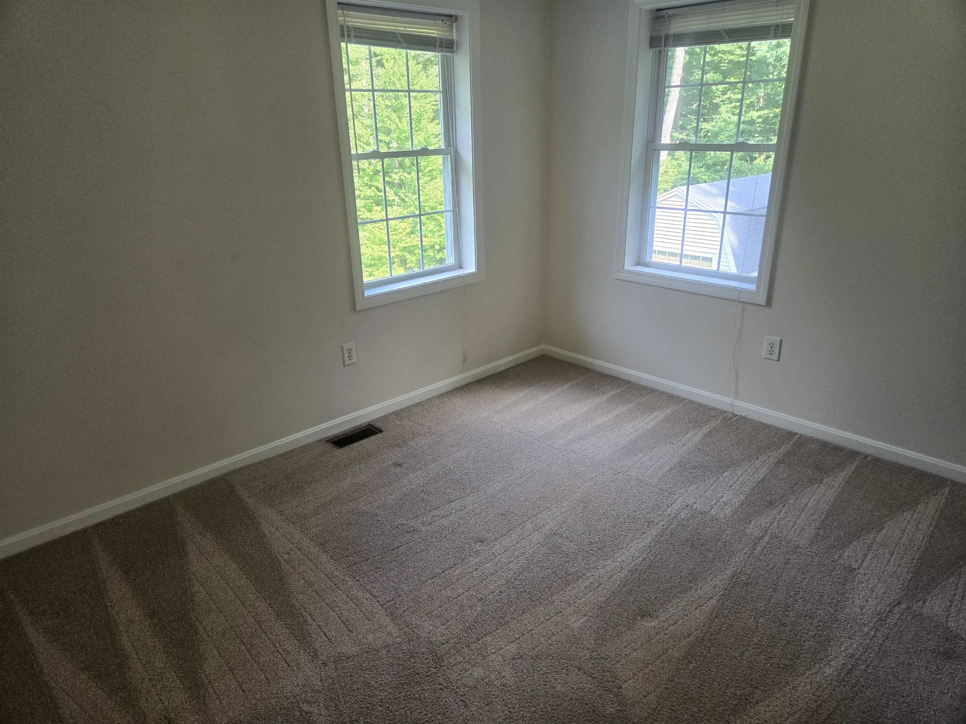32 Stowell Road Bedford NH 03110