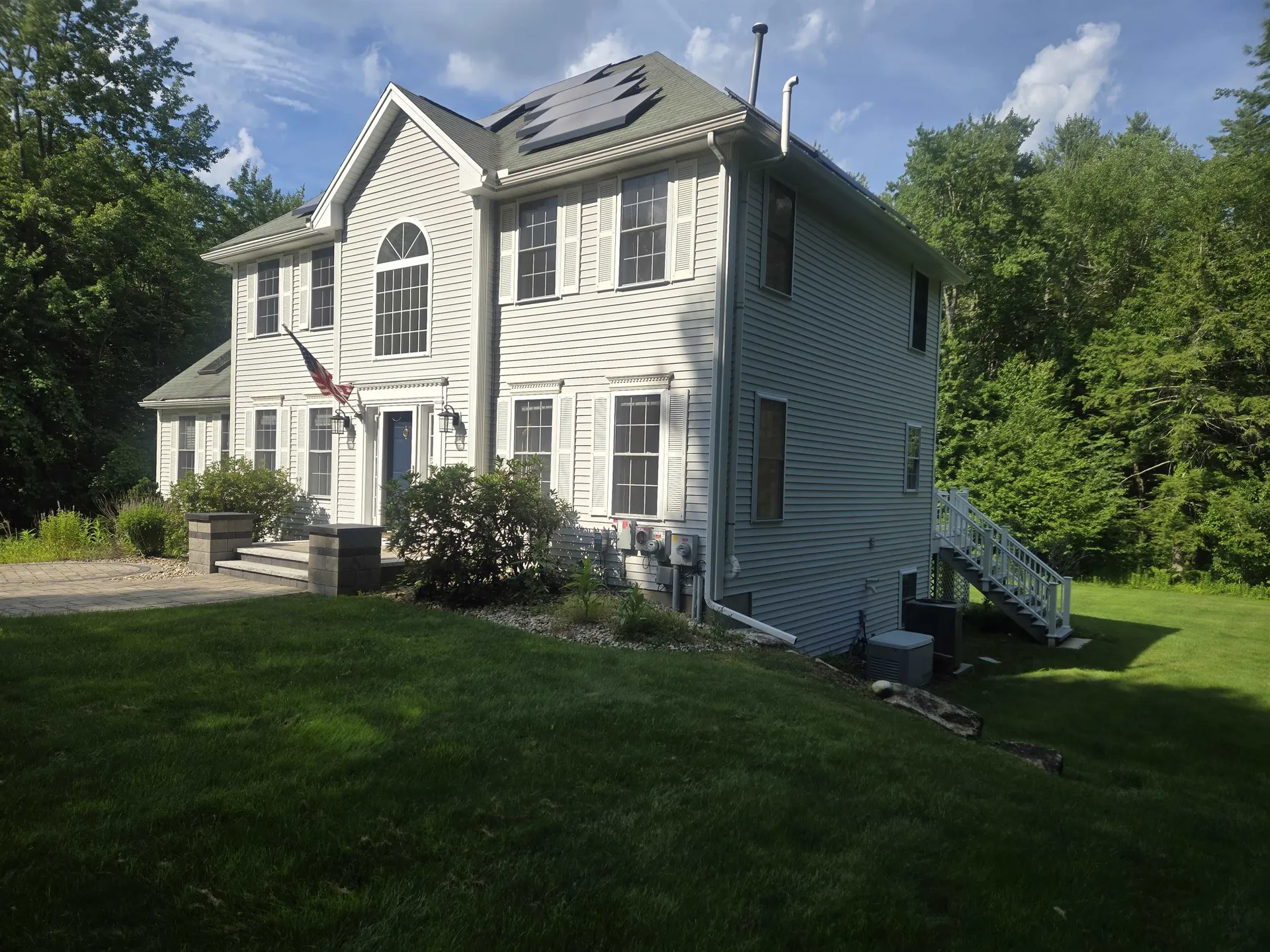 32 Stowell Road Bedford NH 03110