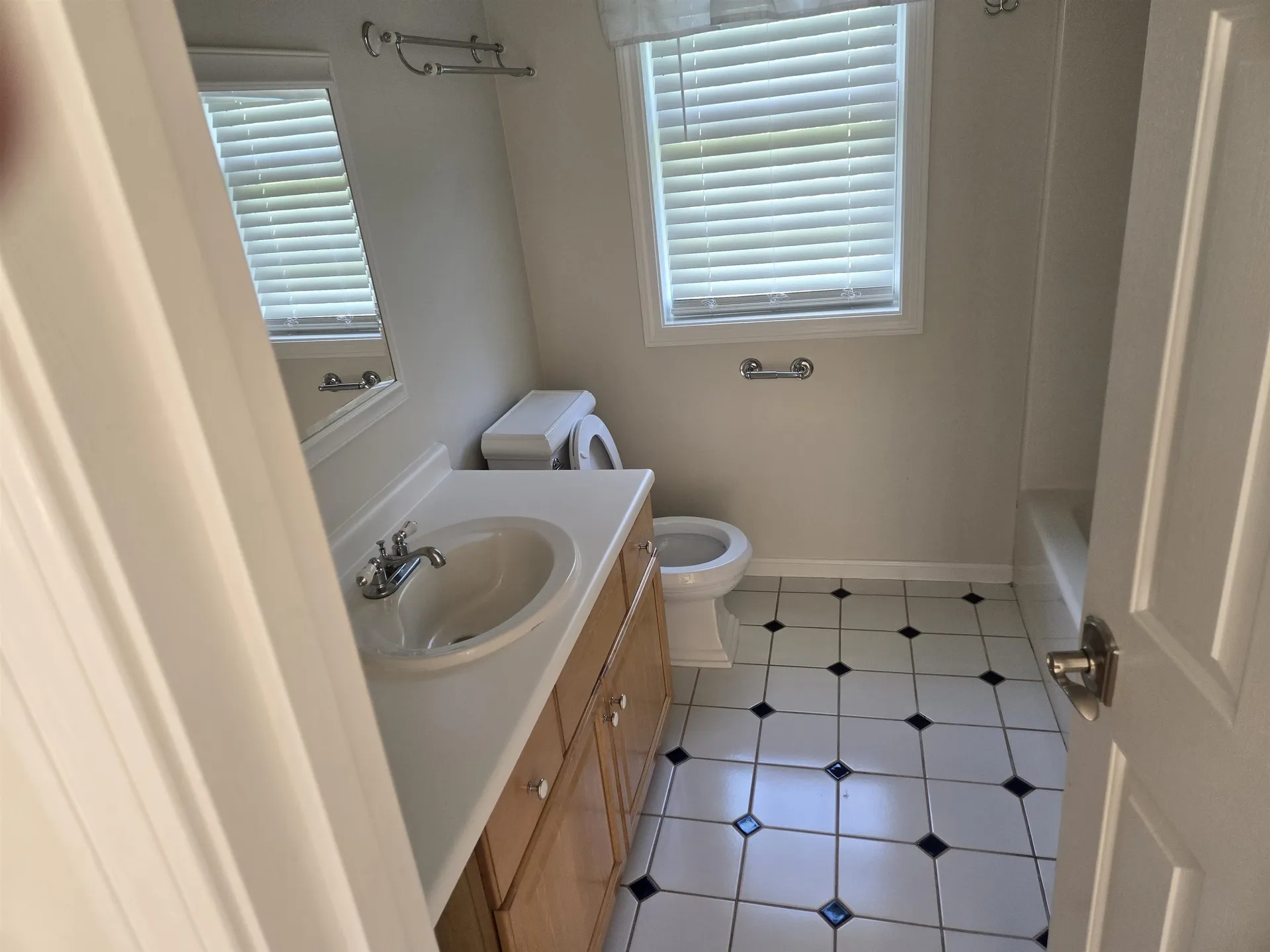 32 Stowell Road Bedford NH 03110