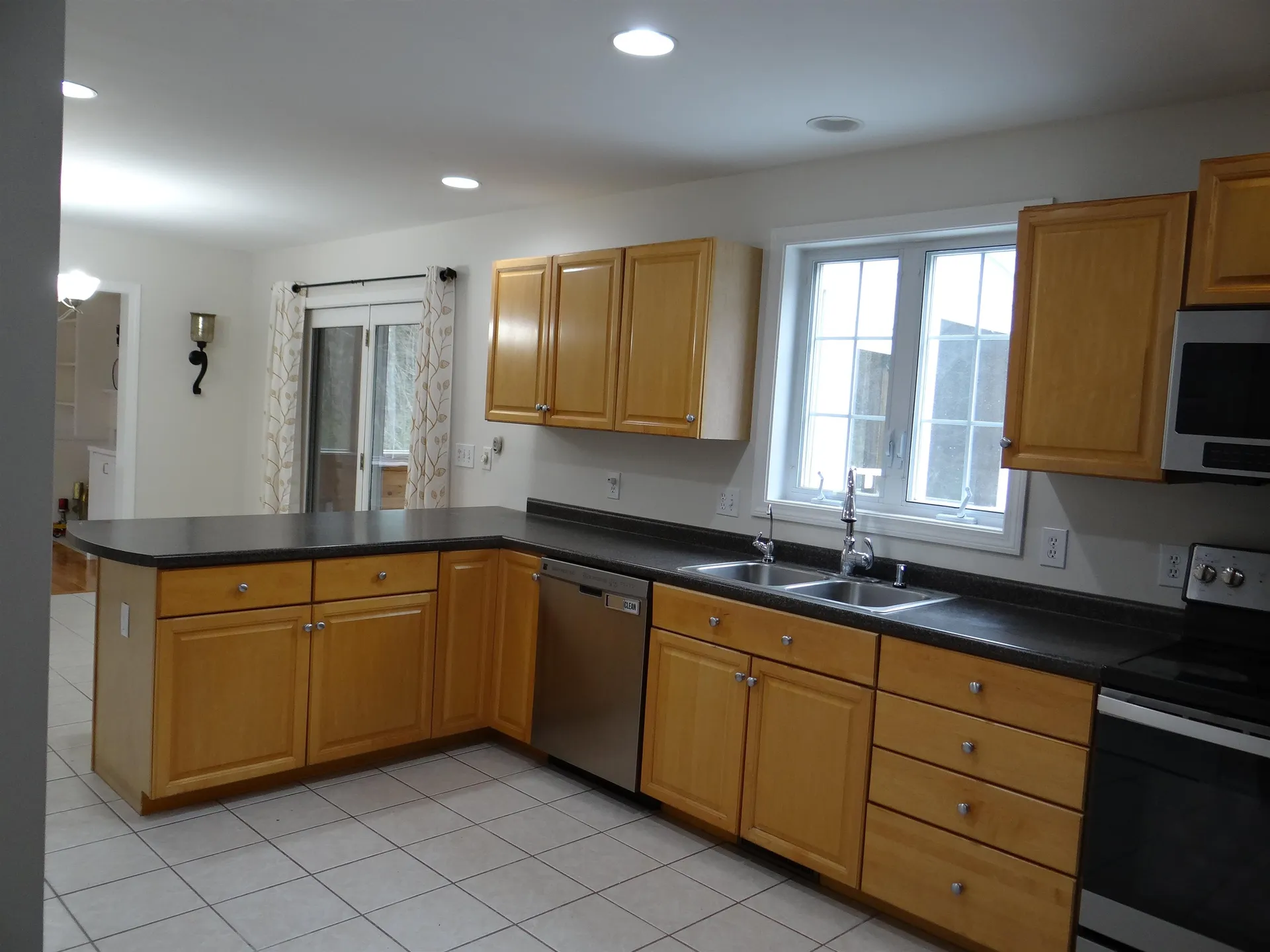 32 Stowell Road Bedford NH 03110