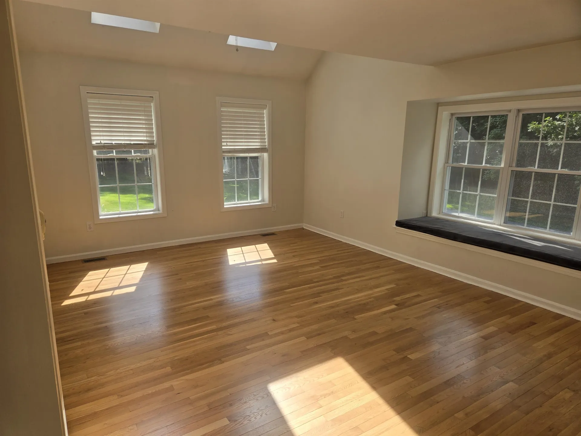 32 Stowell Road Bedford NH 03110