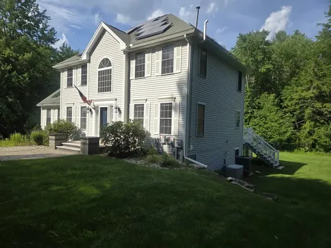 32 Stowell Road Bedford NH 03110
