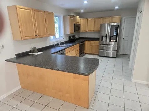 32 Stowell Road Bedford NH 03110