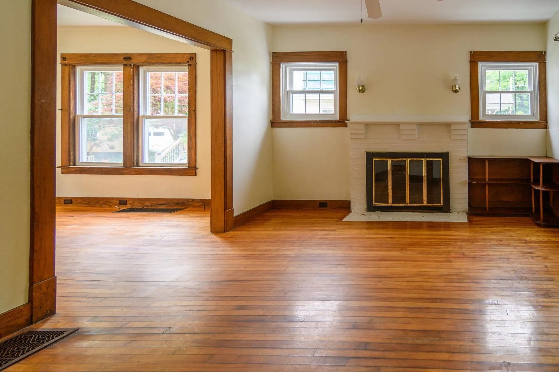 136 Oak Grove Avenue Brattleboro VT 05301