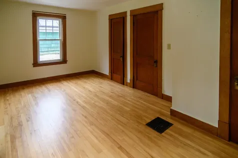 136 Oak Grove Avenue Brattleboro VT 05301