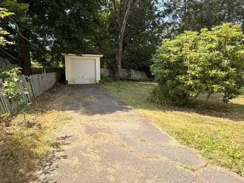 136 Oak Grove Avenue Brattleboro VT 05301