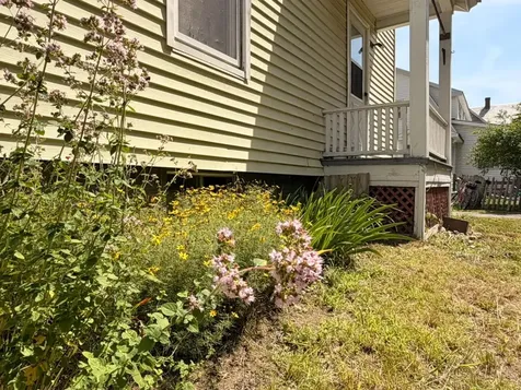 136 Oak Grove Avenue Brattleboro VT 05301