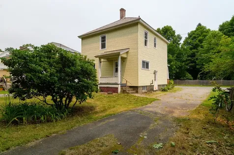 136 Oak Grove Avenue Brattleboro VT 05301