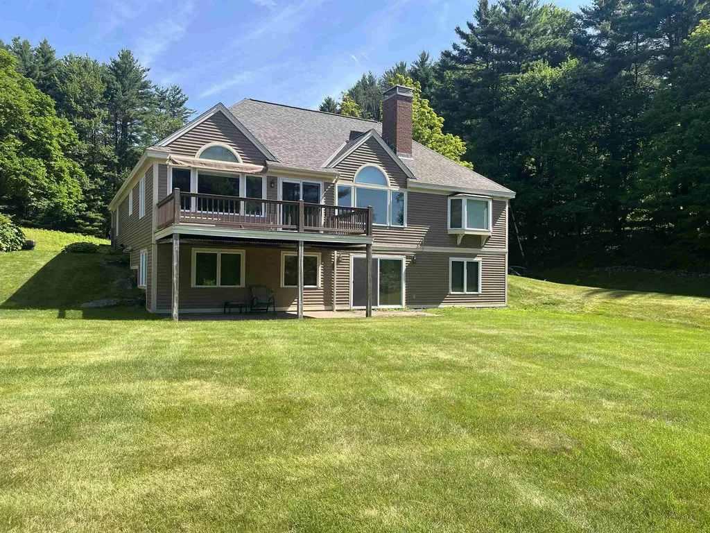 18 Berrill Farms Lane Hanover NH 03755