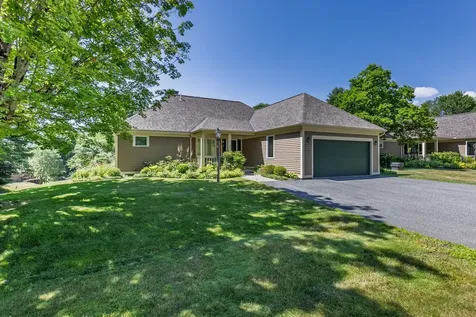 18 Berrill Farms Lane Hanover NH 03755