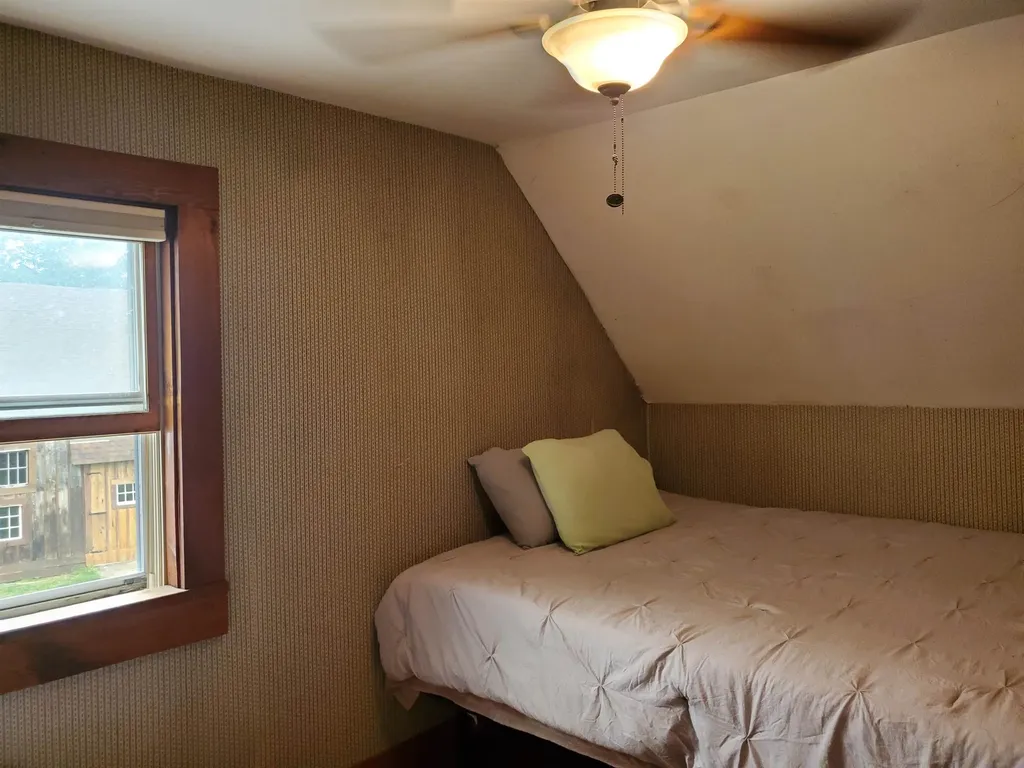 220 New Colony Road Orange NH 03741
