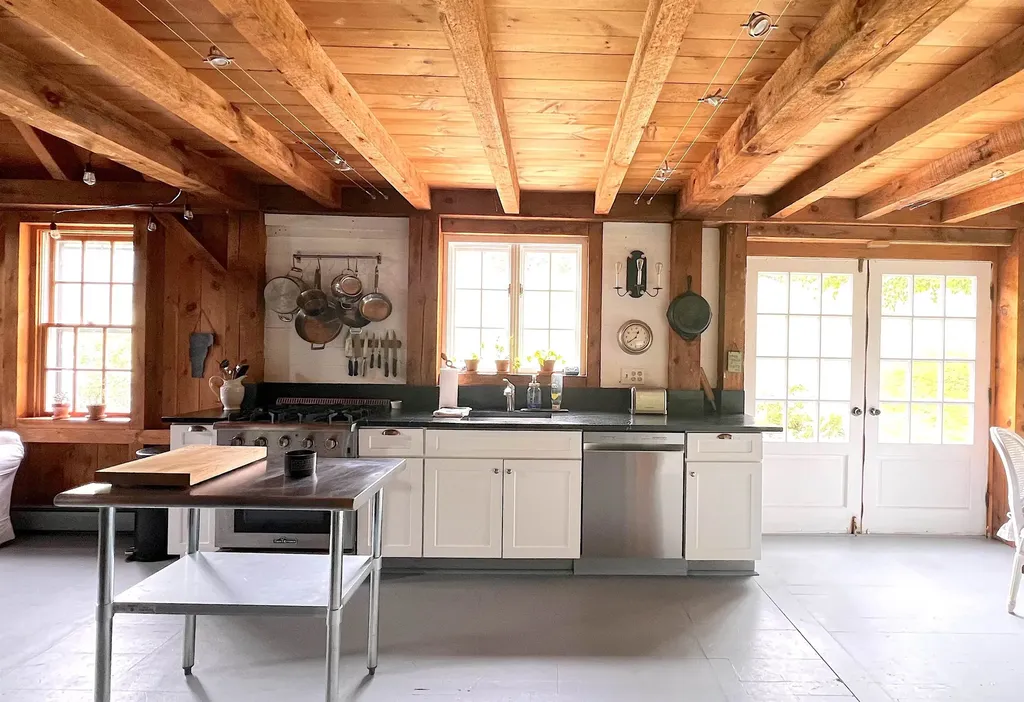 190 Scallop Drive Dorset VT 05251