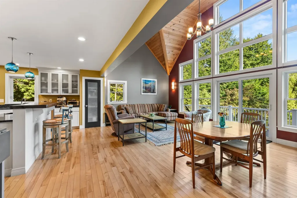 32 Cameron Drive Jackson NH 03846