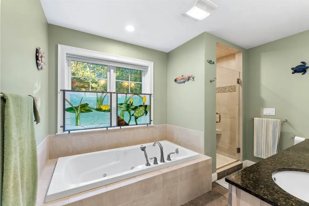 32 Cameron Drive Jackson NH 03846