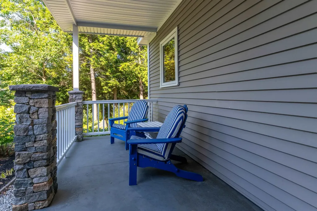 32 Cameron Drive Jackson NH 03846