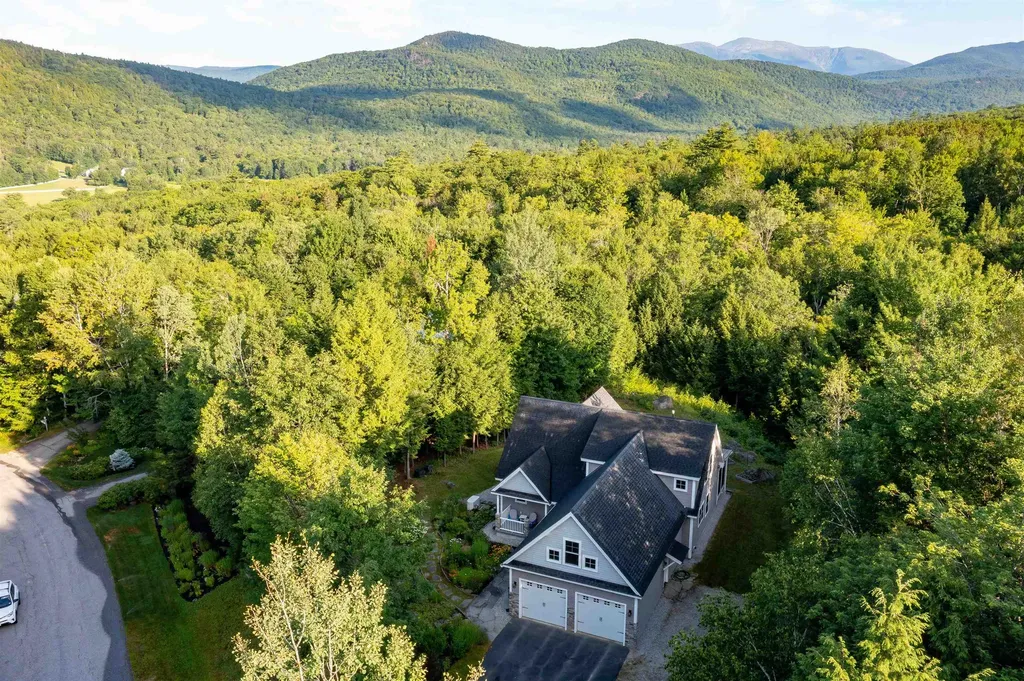 32 Cameron Drive Jackson NH 03846