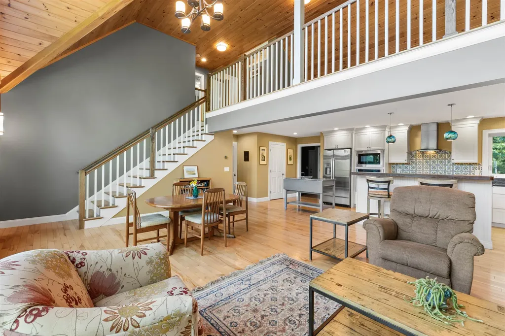 32 Cameron Drive Jackson NH 03846