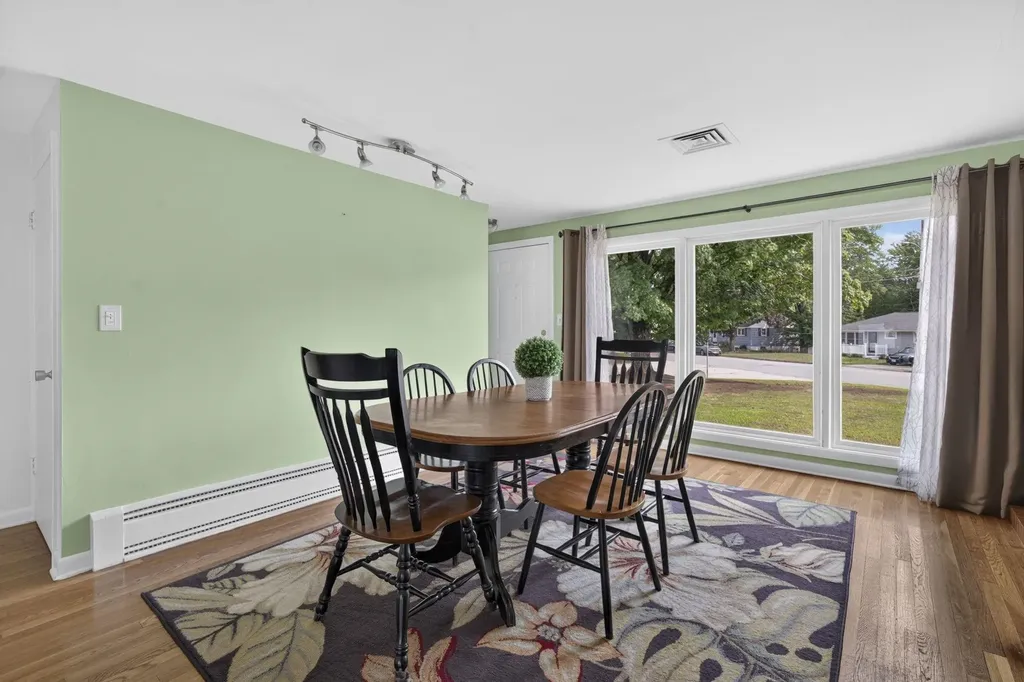 75 Forest Park Drive Nashua NH 03060