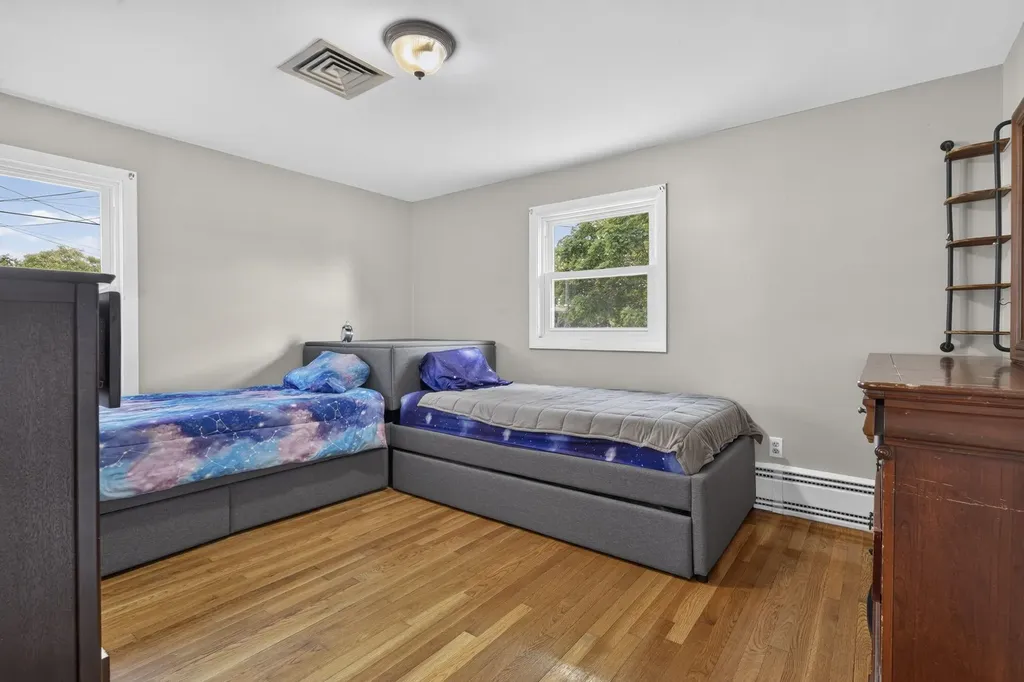 75 Forest Park Drive Nashua NH 03060