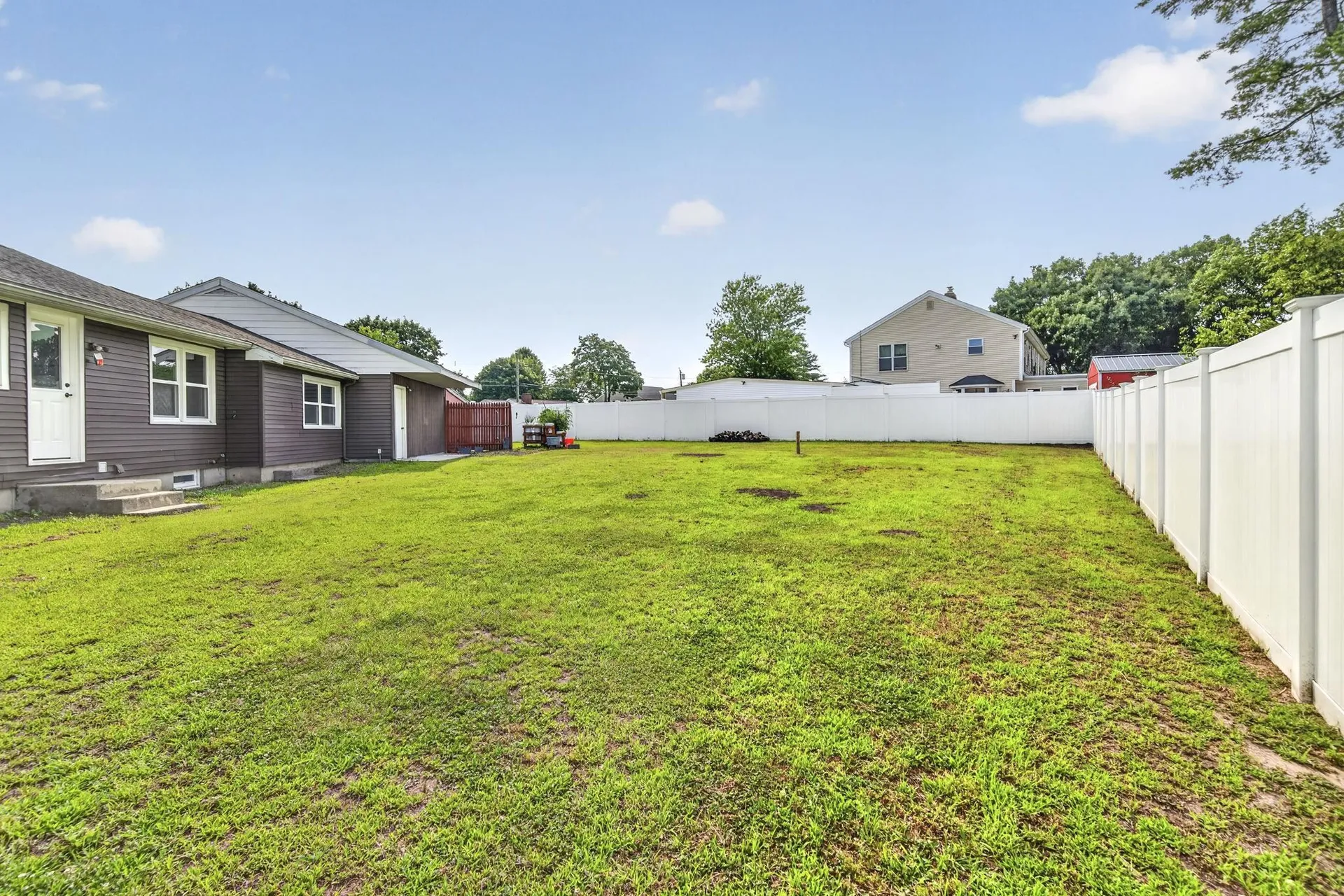 75 Forest Park Drive Nashua NH 03060